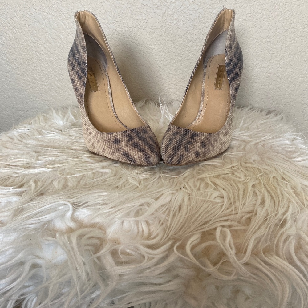 BCBG HEELS